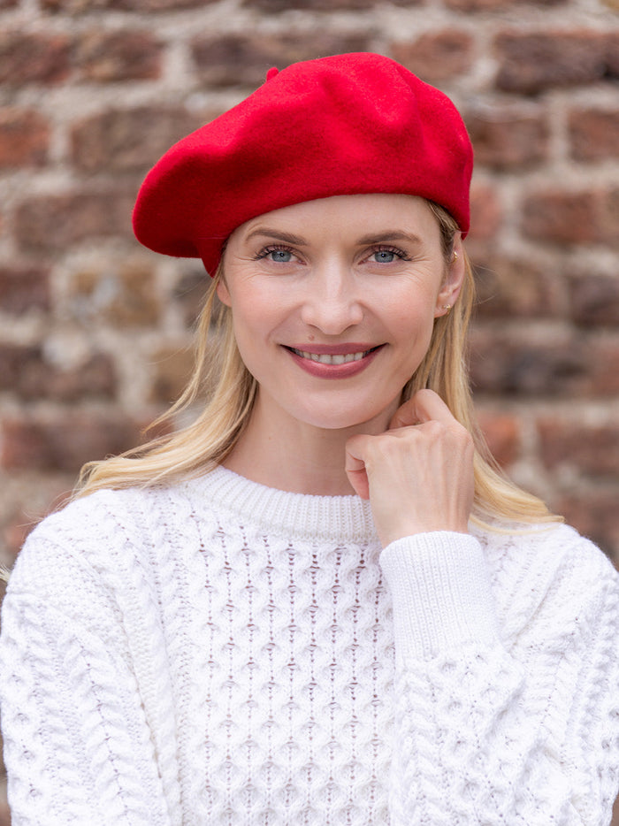 red_beret_7c2a9b94-efea-44c5-82b1-24a4236c5319.jpg