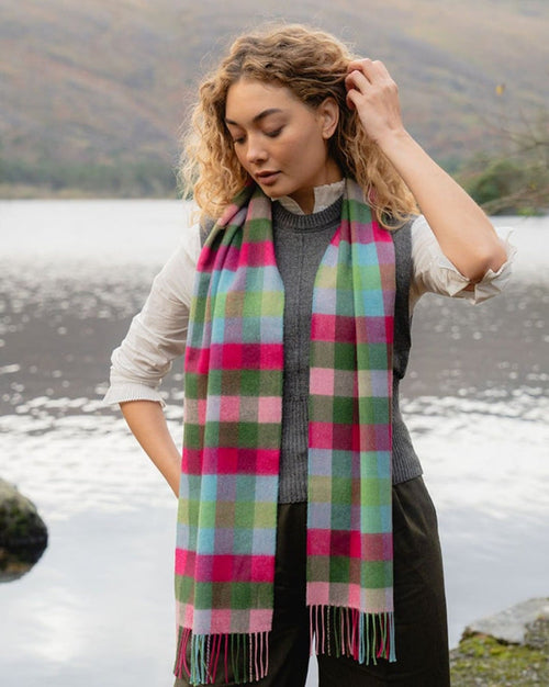 hanly_merino_green_de99b9f0-b6dc-41c7-bb25-6d609d55a4a6.jpg