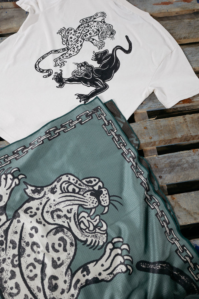 DRITIMES CHASING TAIL TEE