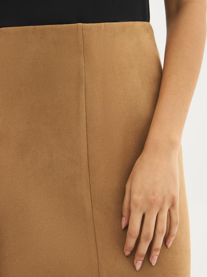 Dk Beige