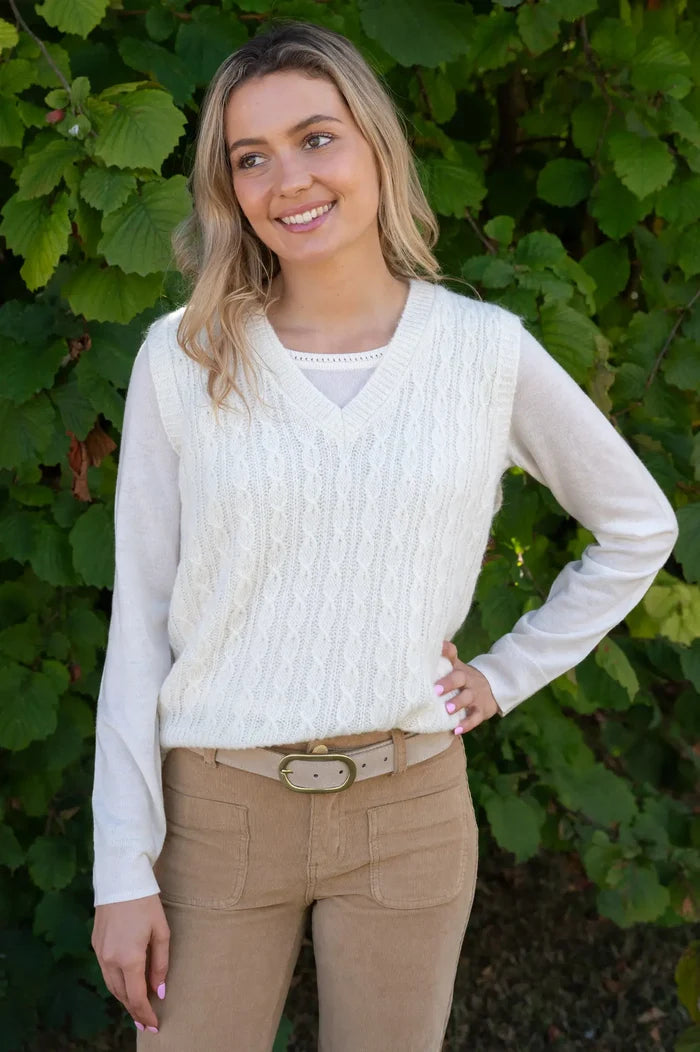 Flavia Belt