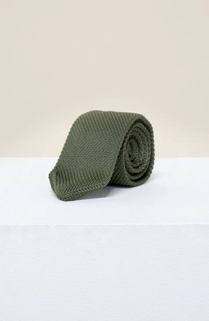 Knitted Tie Rewritten