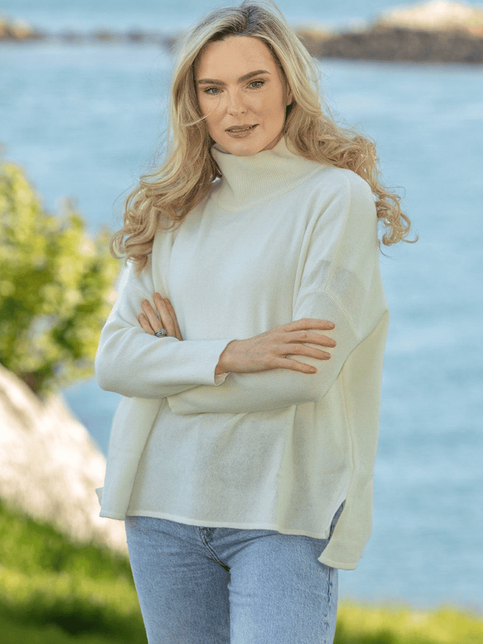 winter_white_sweater_a06ba8f5-900c-4a40-834b-4ed259726e76.png