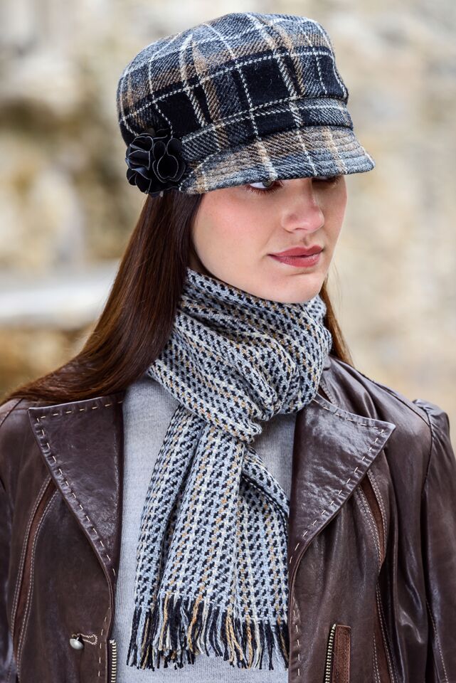 Mucros Newsboy | Black Grey Check