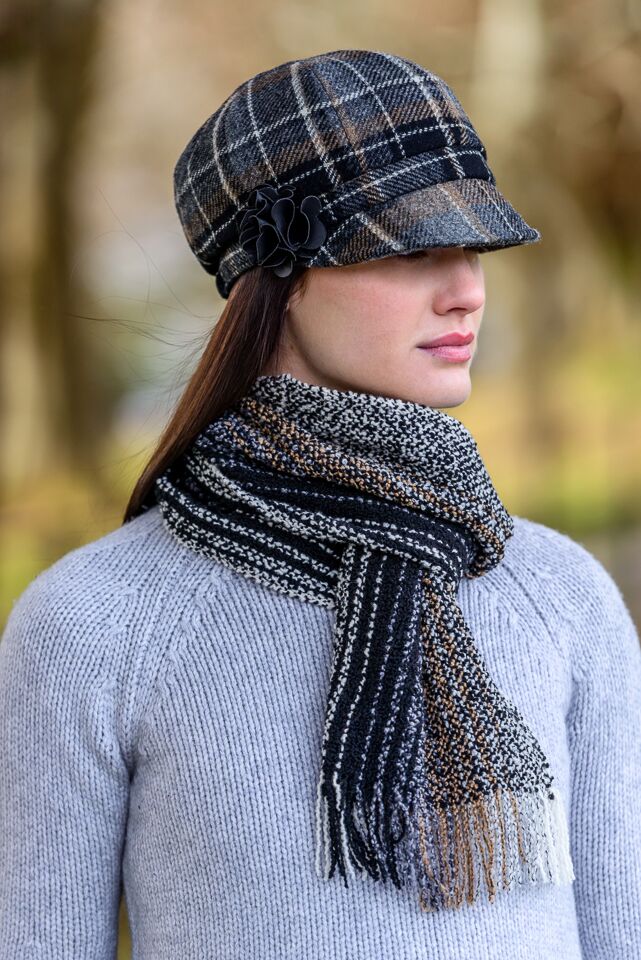 Mucros Newsboy | Black Grey Check