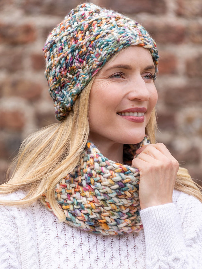multicolour_snood_set_1b27fb53-eb3c-4226-95b1-874d083ad6ad.jpg