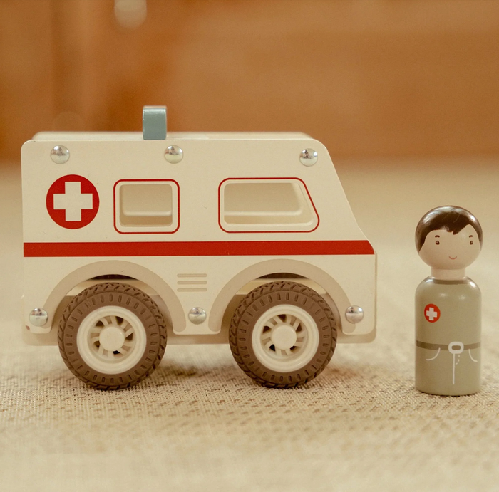 Véhicules 1er âge | Ambulance
